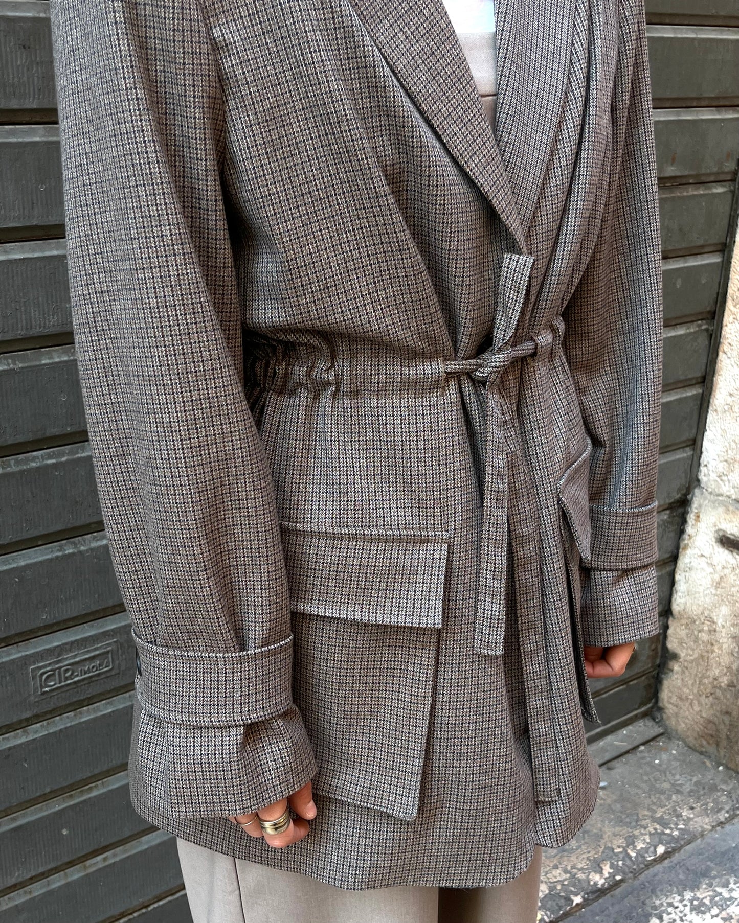 Blazer con coulisse micro-check