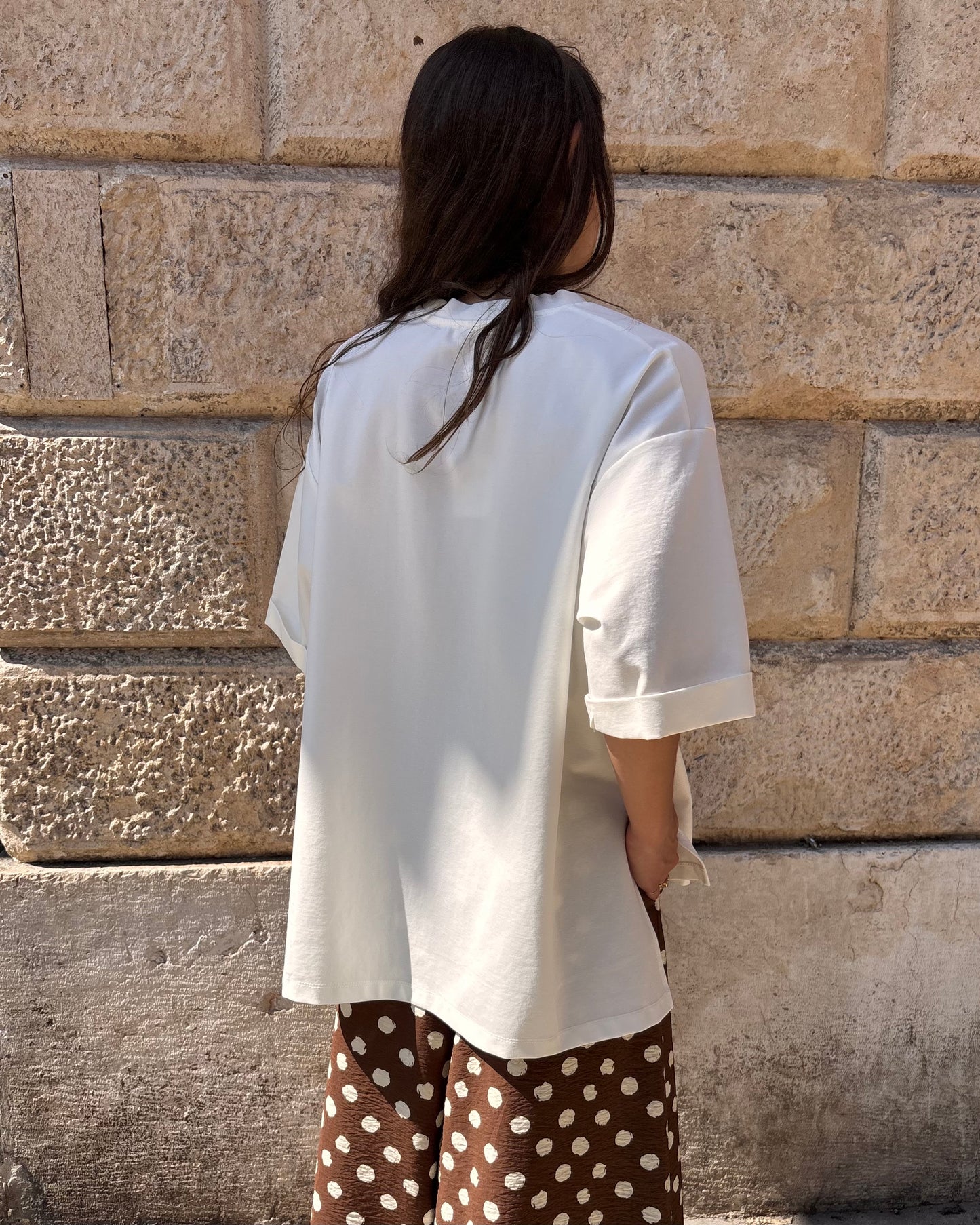 T-shirt over panna