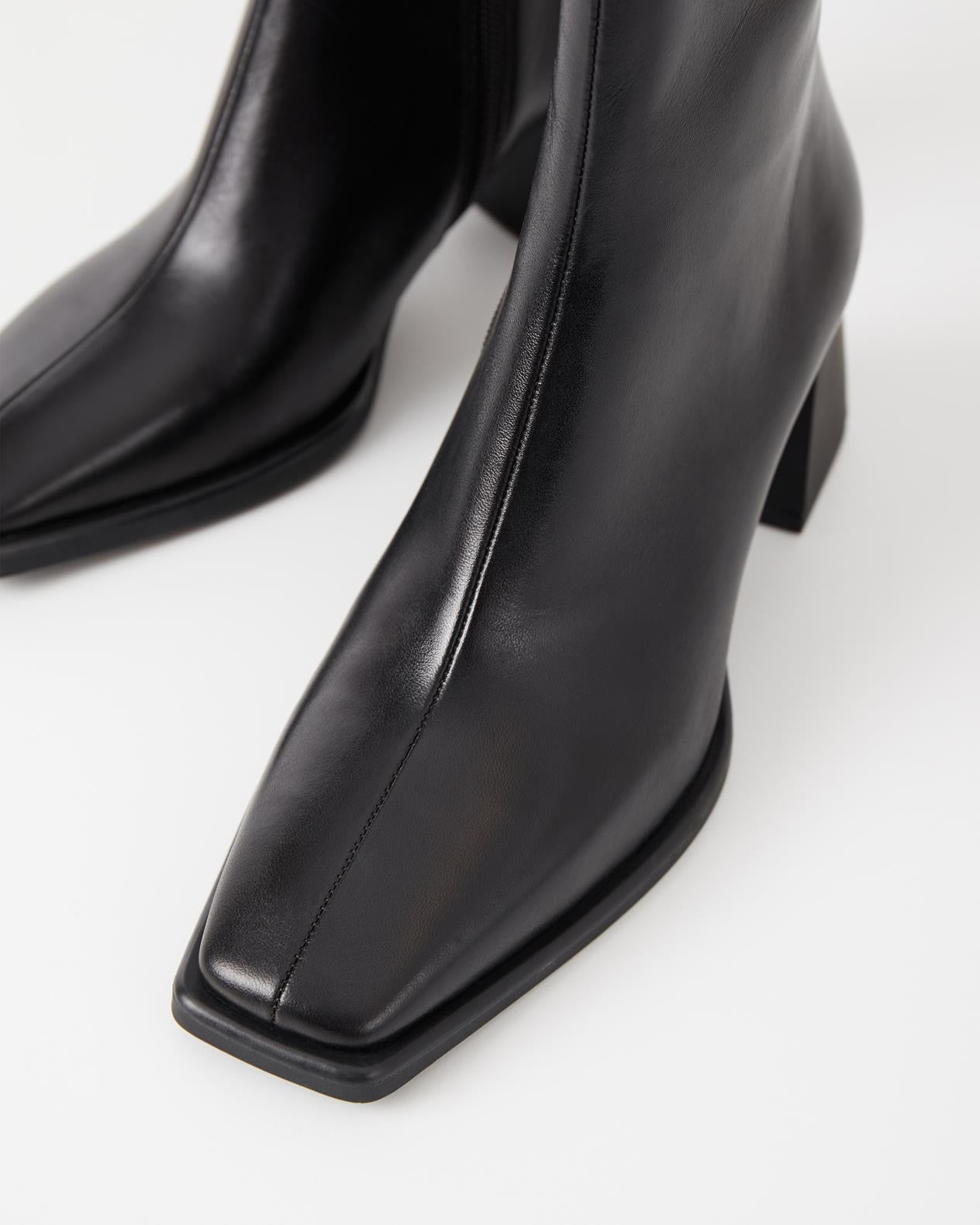 Stivaletto Hedda in pelle nera