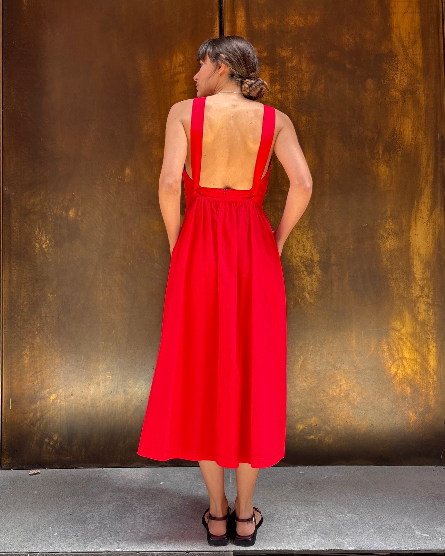 Vestito lacci e tasconi rosso