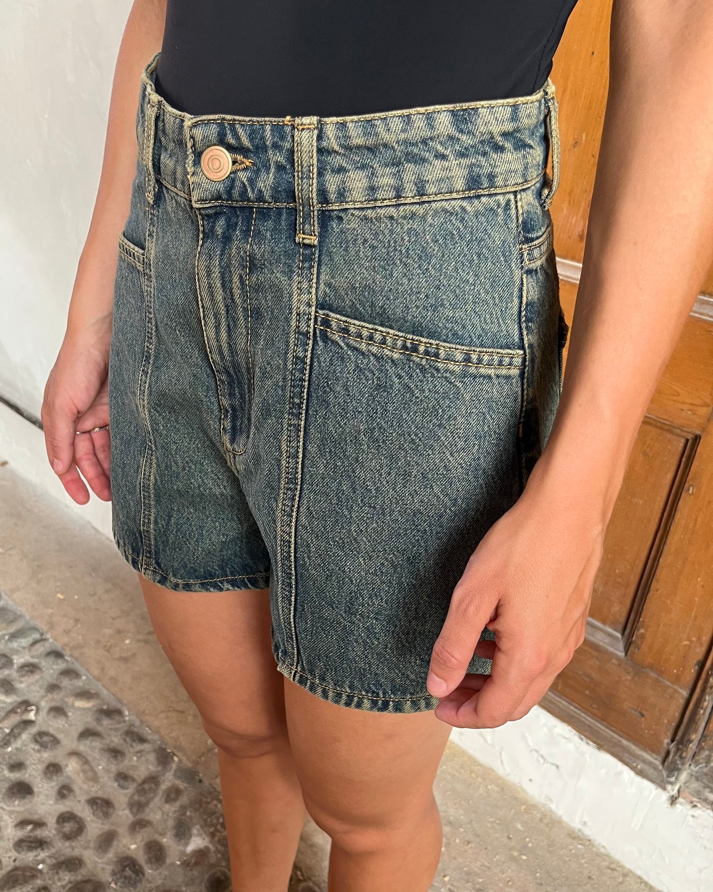 Shorts denim dirty old