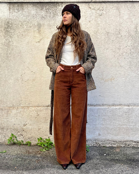 Pantaloni Valentine in velluto castagna