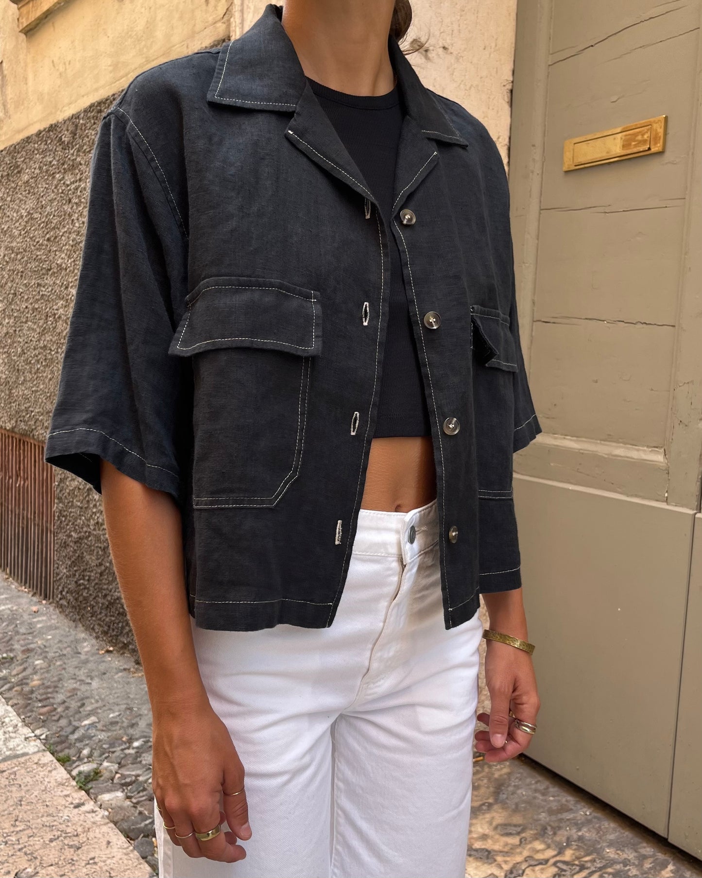 Camicia crop nera