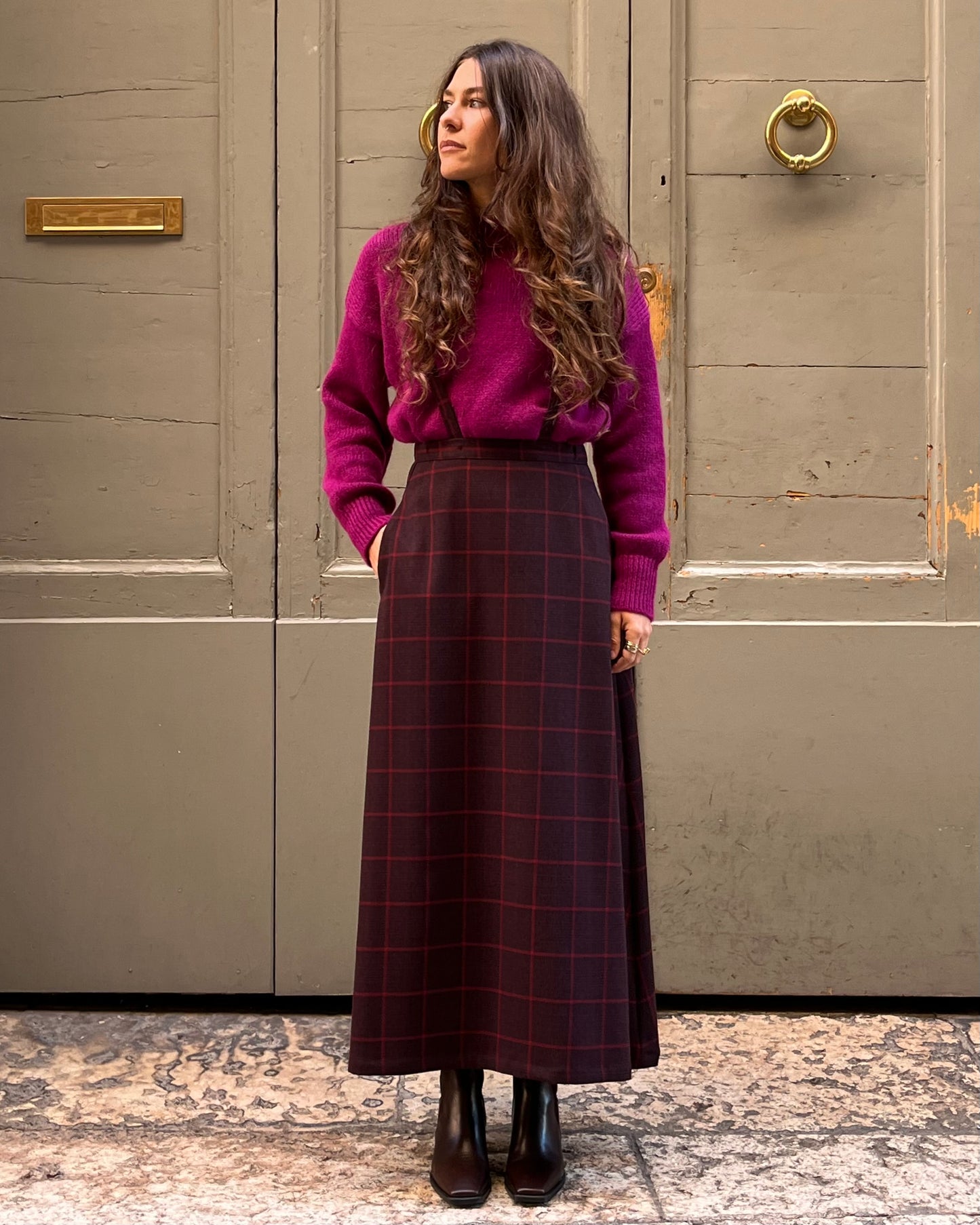Gonna con bretelle tartan bordeaux