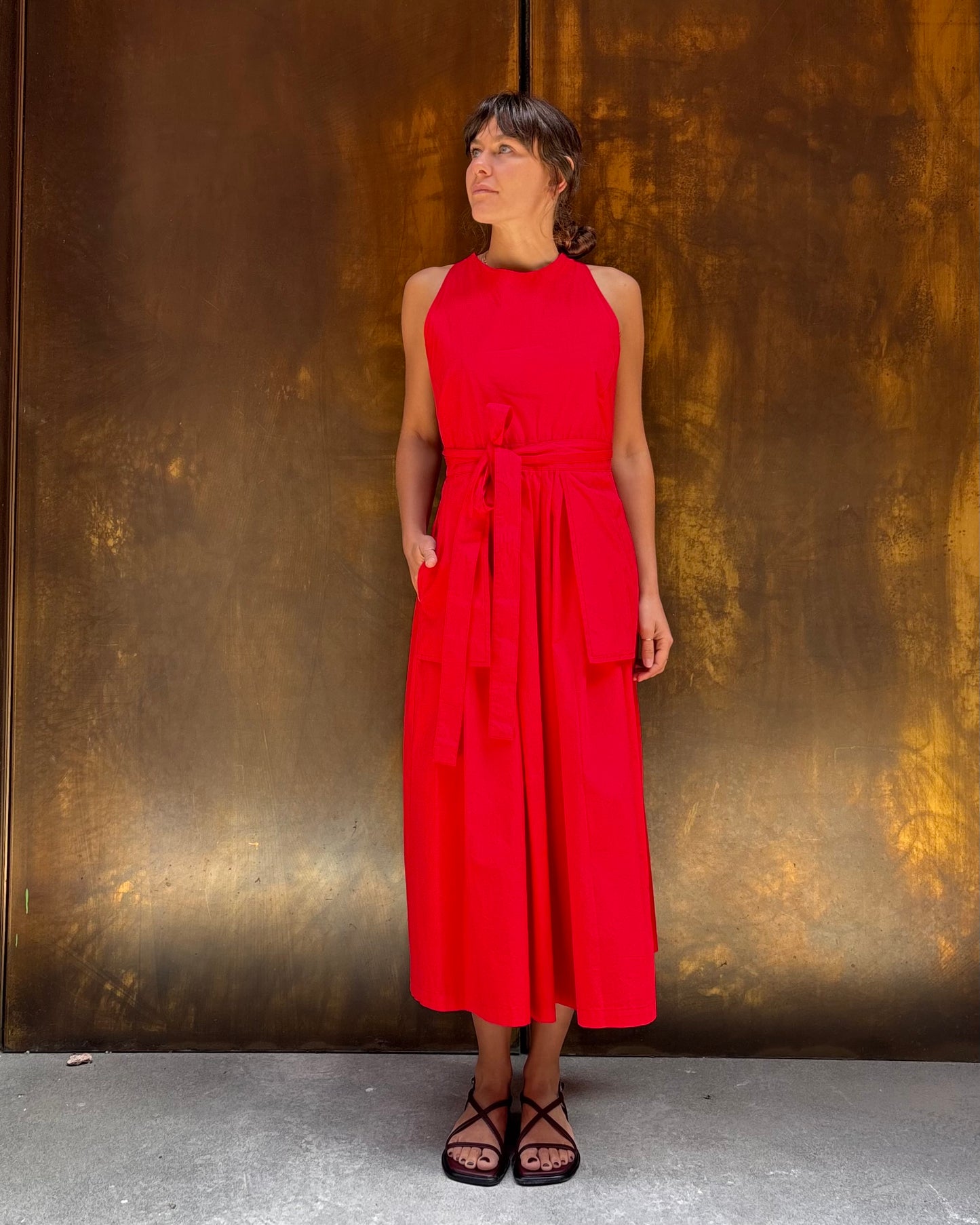 Vestito lacci e tasconi rosso