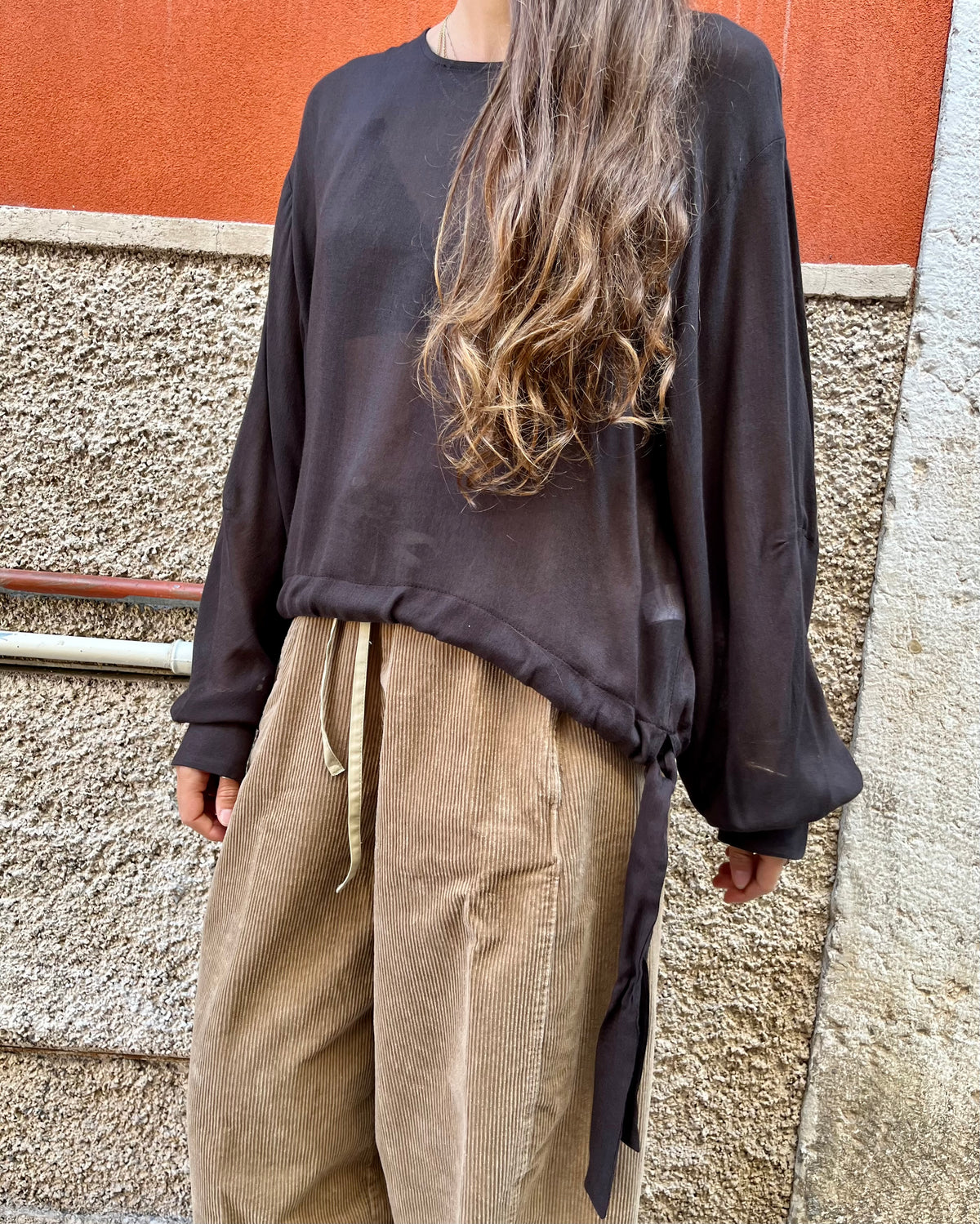 Blusa con fusciacche marrone