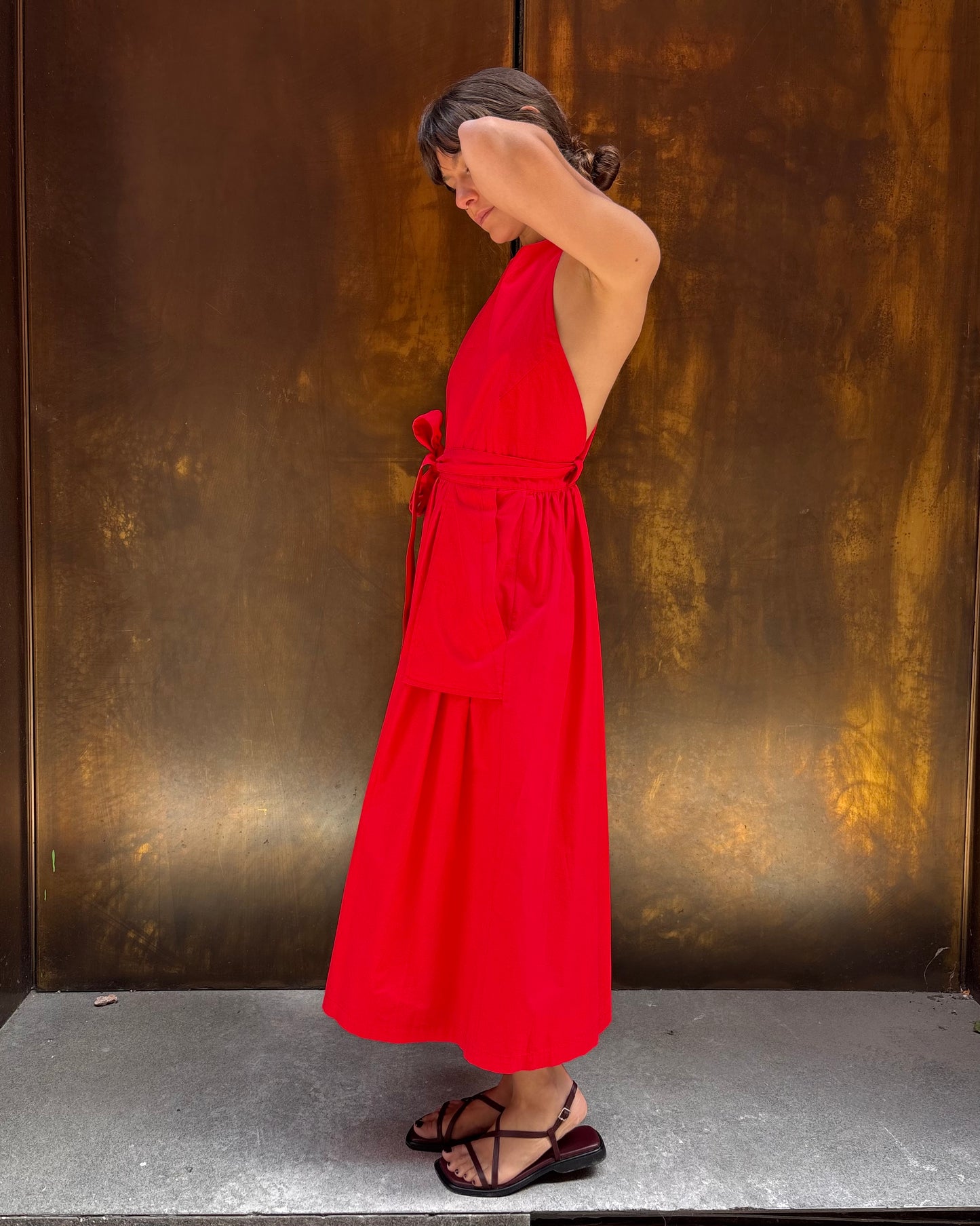 Vestito lacci e tasconi rosso