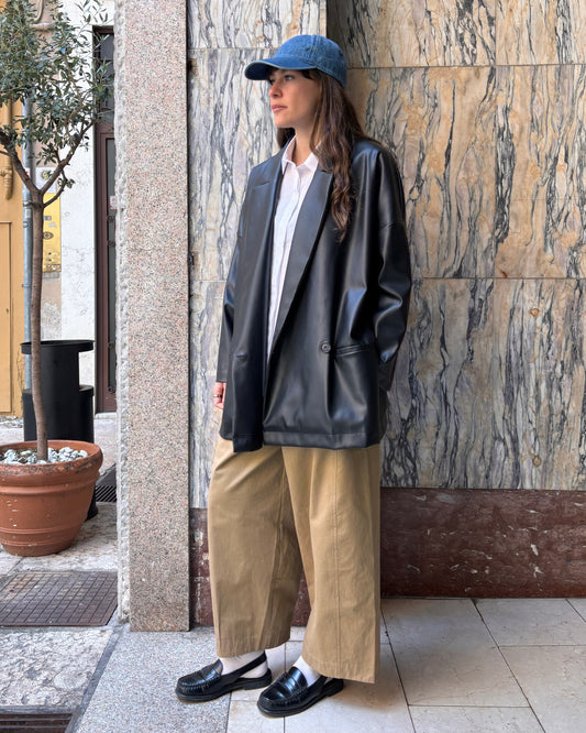 Blazer con spacchi in ecopelle