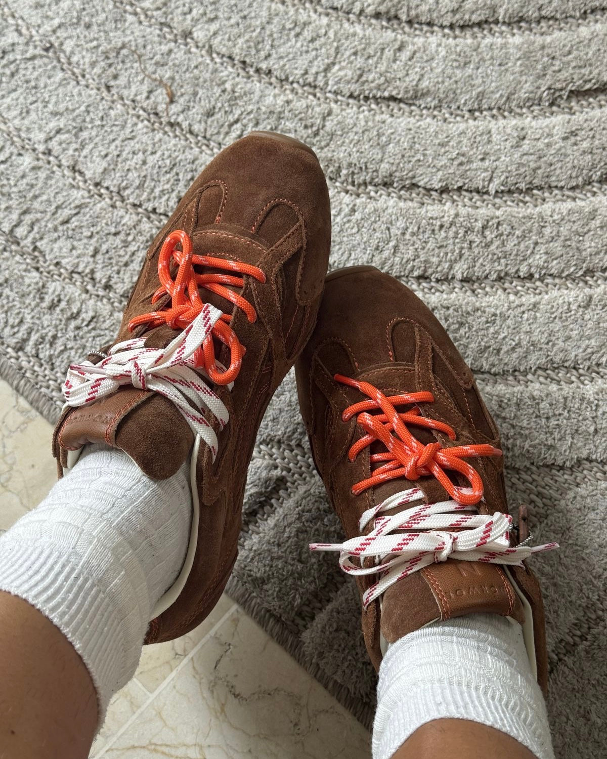 Sneakers Atlas tan suede