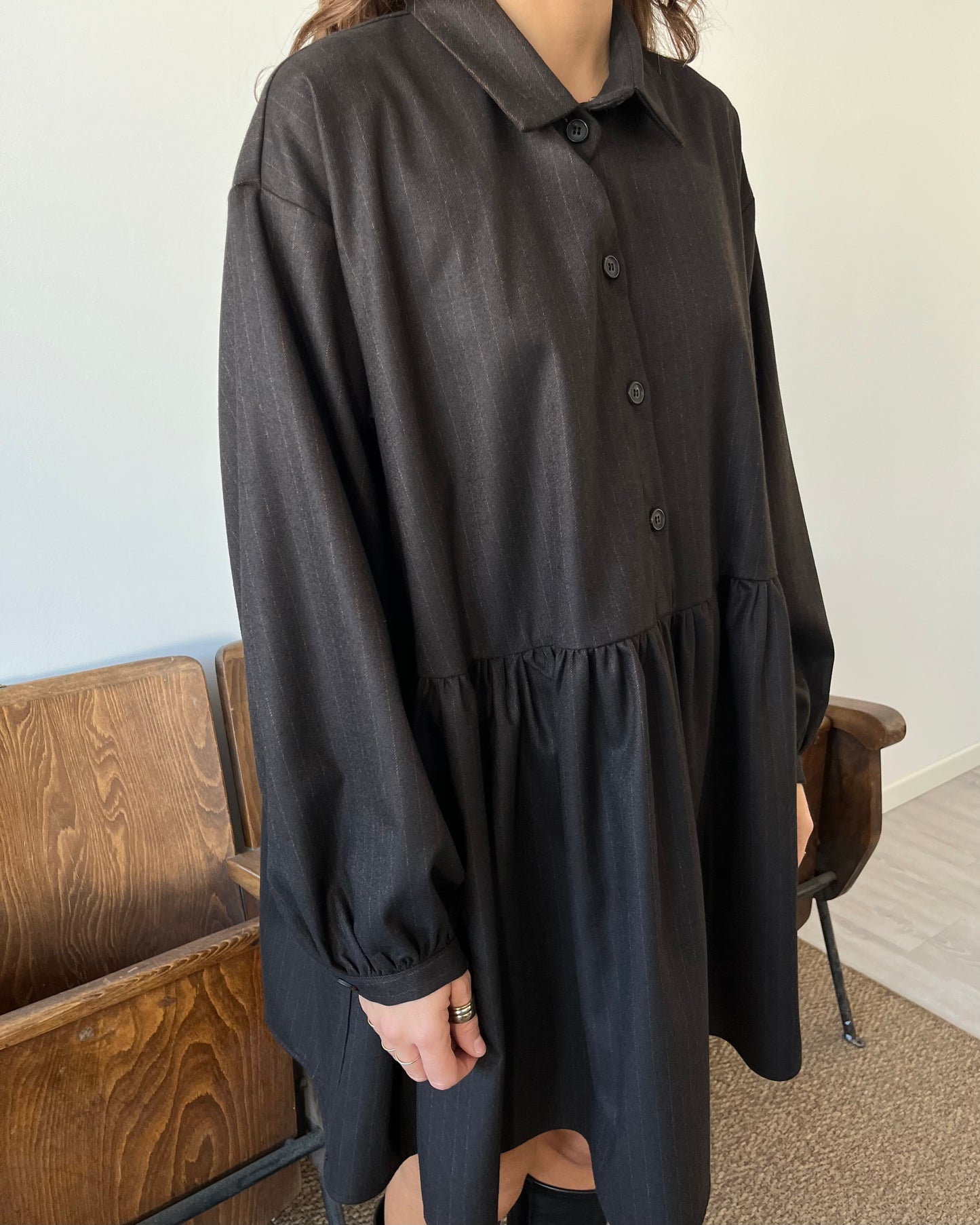 Vestito camicia gessato marrone